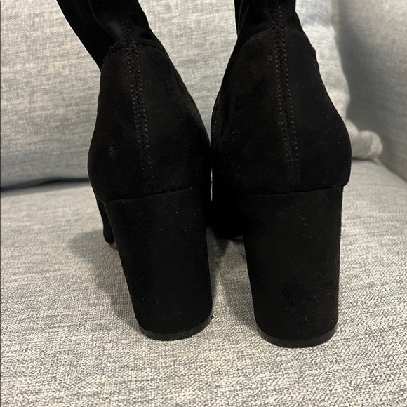 Steven Lieve Black Suede Pointed-Toe Sock Boots - Picture 5 of 11